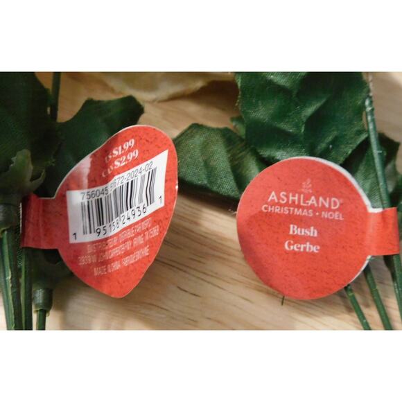 Ashland 9"Gold Sparkle Poinsettia Flower Picks Set of 10. New With Tags - Picture 4 of 5